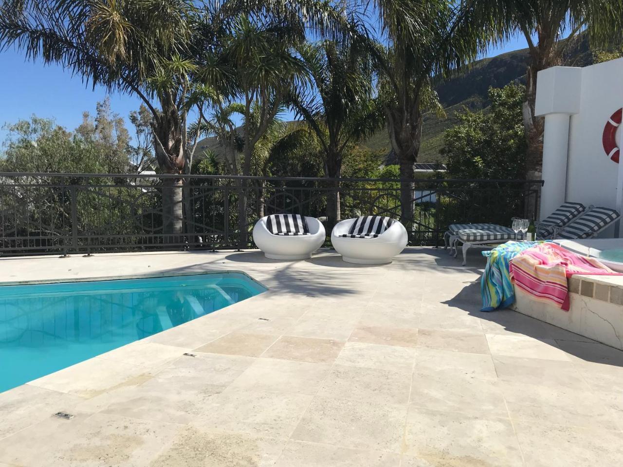 Francolin Manor Bed and Breakfast Hermanus Εξωτερικό φωτογραφία